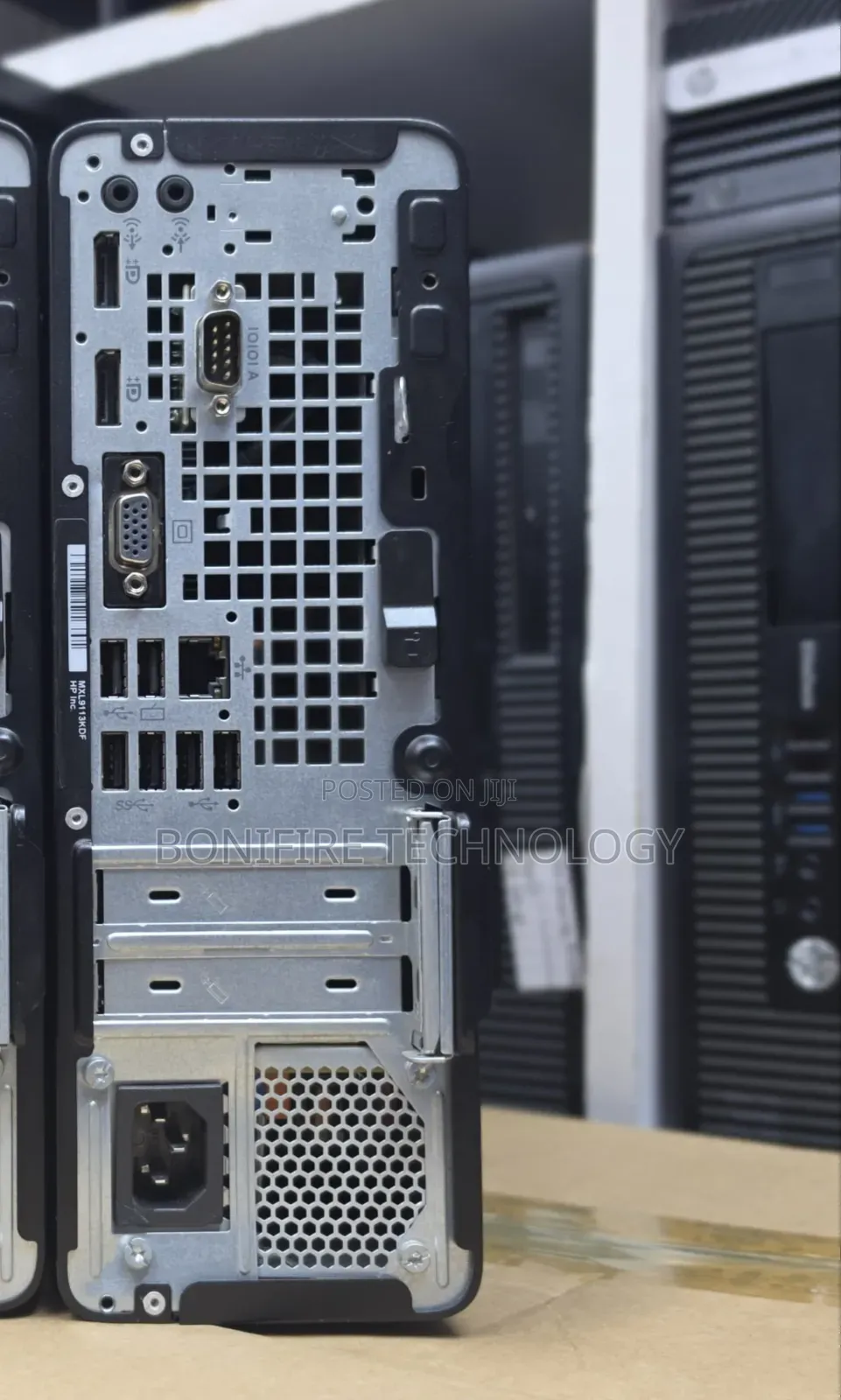 Desktop Computer HP EliteDesk 705 8GB AMD Ryzen 5 SSD 256GB