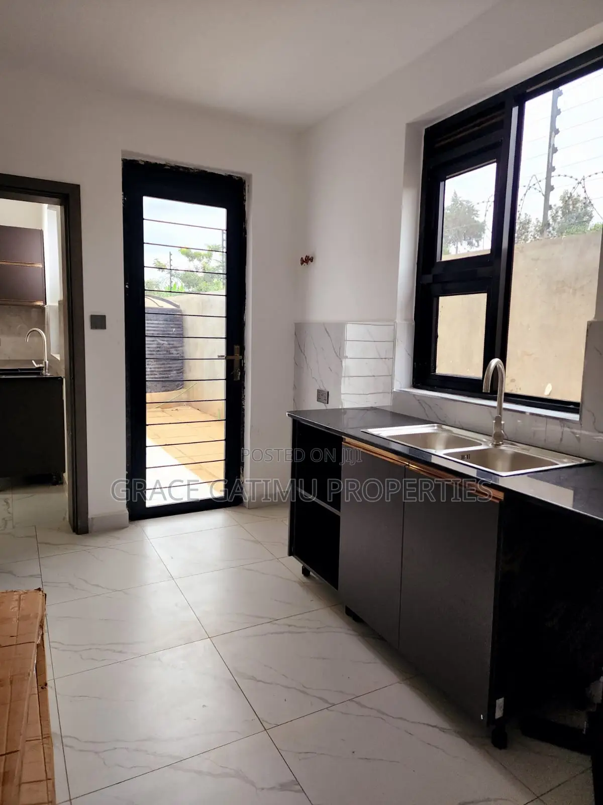 5bdrm Villa in Mugutha Ruiru, Kwa Kairu for sale