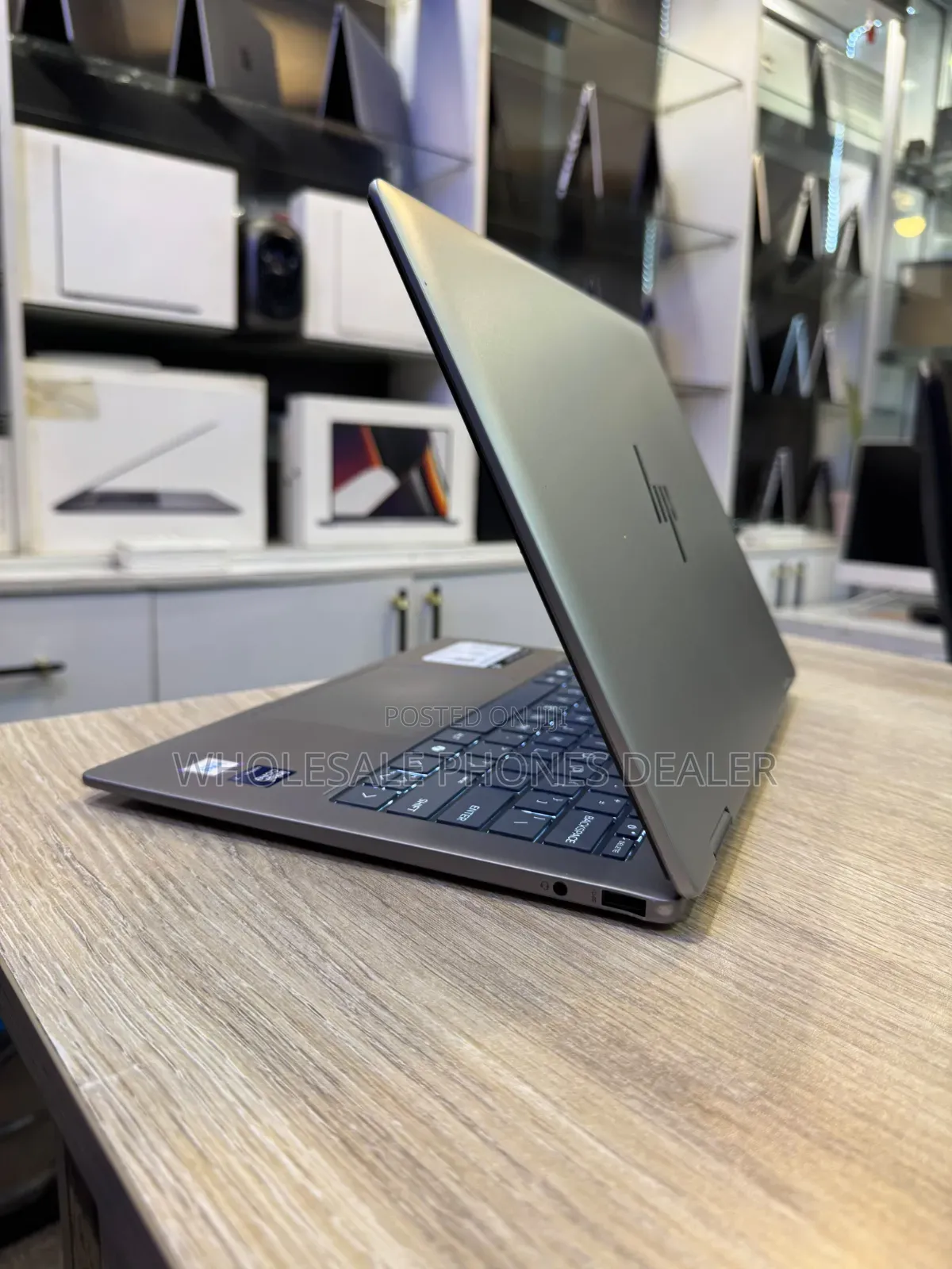 Laptop HP Envy 14 16GB Intel Core Ultra 7 SSD 512GB