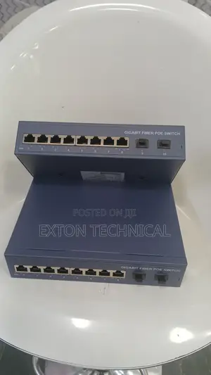 8 Port Giga Poe Switch With 2 Uplink Fibre Port 100-240vac