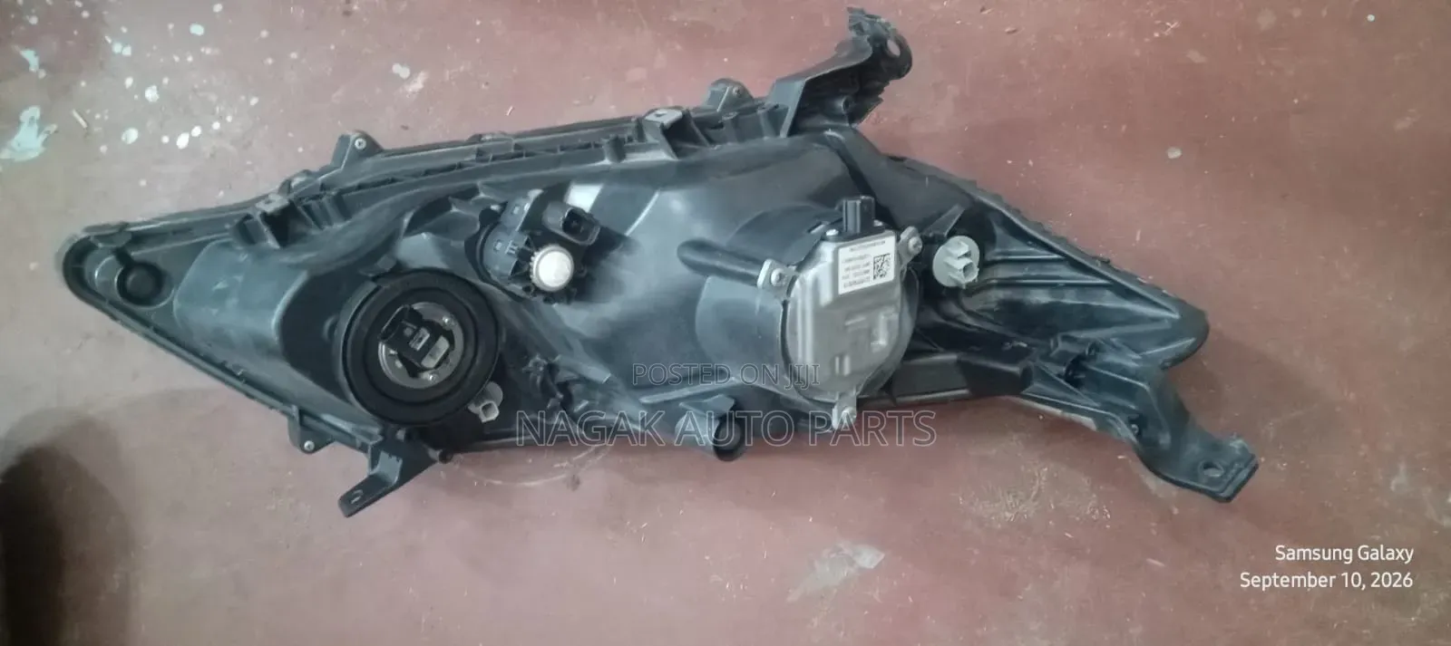 Honda Grace Headlight Xenon Type