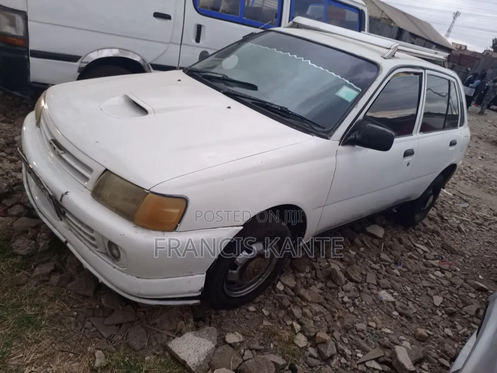 Toyota Starlet 2002 White
