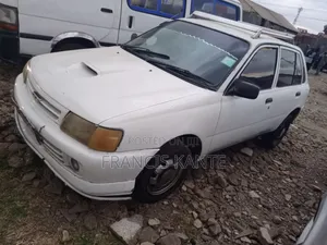 Toyota Starlet 2002 White
