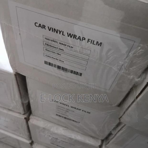 Metallic Black Car Wrap Per Meter - thumbnail 2