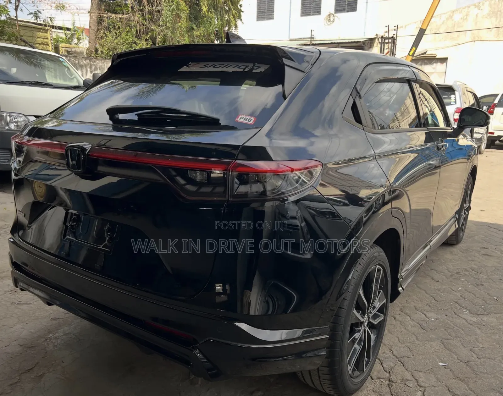 Honda Vezel 2021 Black
