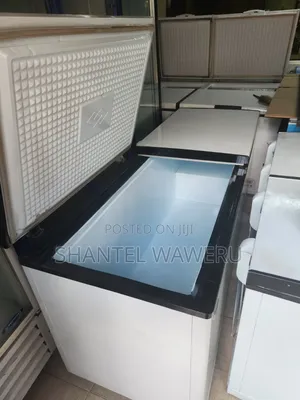 White Big Milk Deep Freezer 550litres