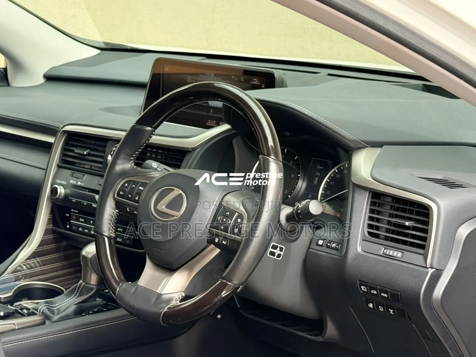 Lexus RX 300 2WD 2019 White