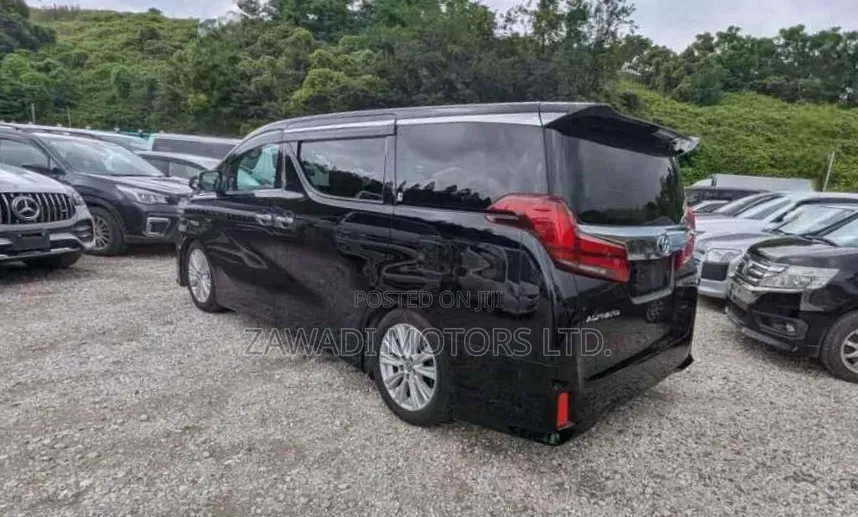 Toyota Alphard 2.5 Petrol AWD 2020 Black