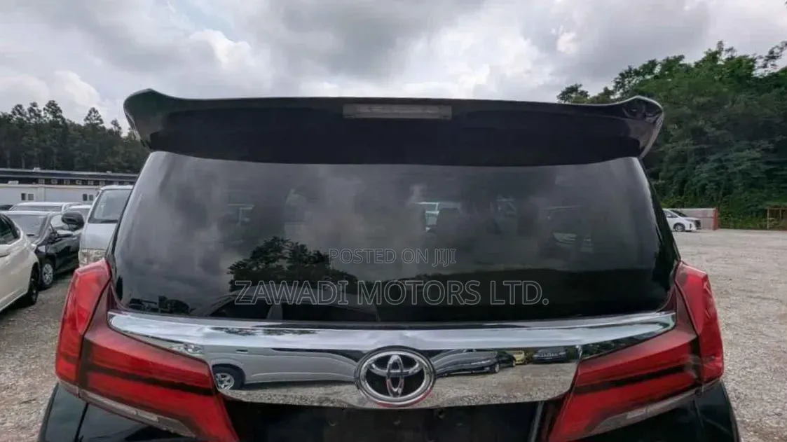 Toyota Alphard 2.5 Petrol AWD 2020 Black