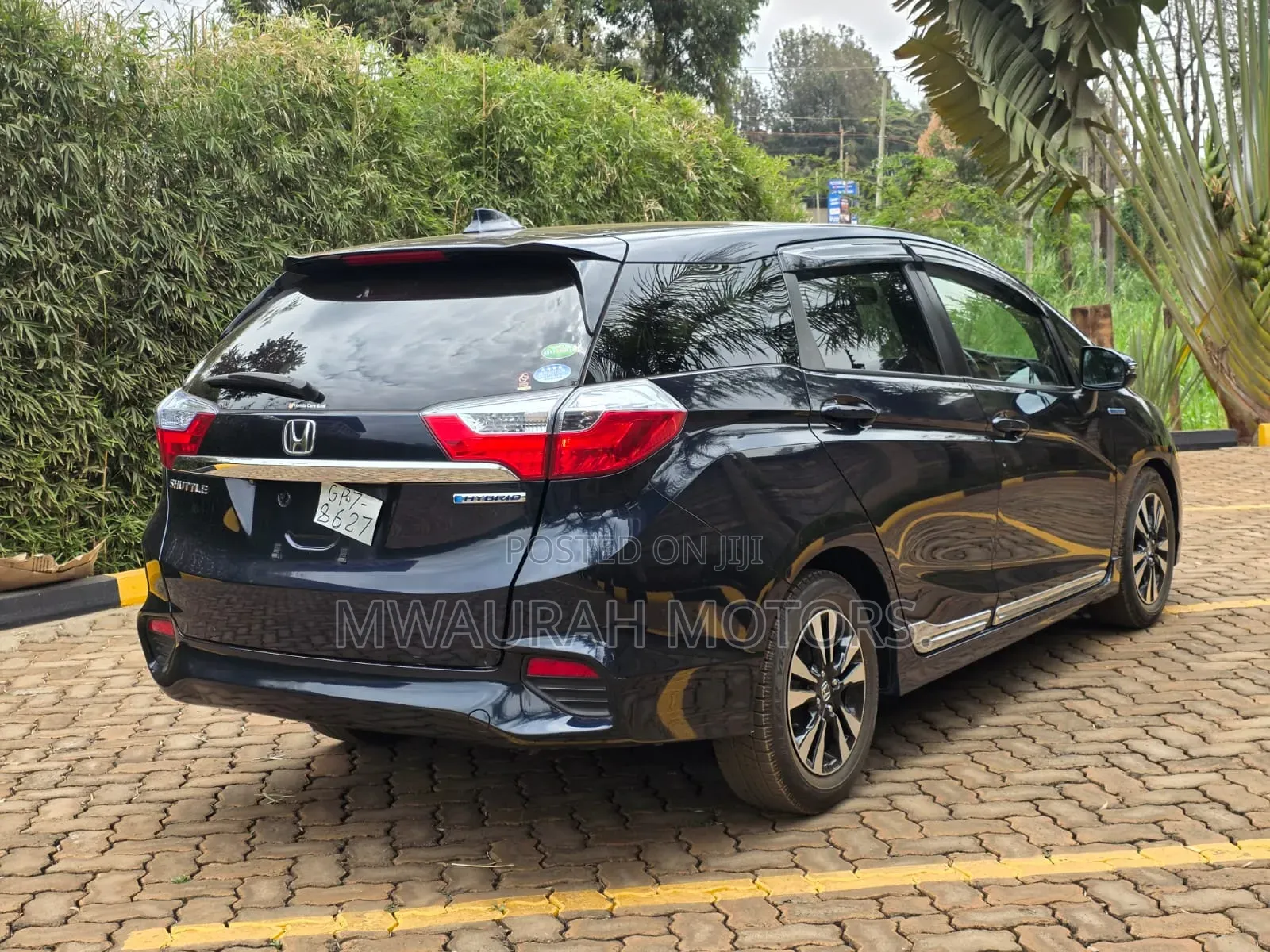 Honda Fit Shuttle 1.5 Hybrid 2WD 2019 Black