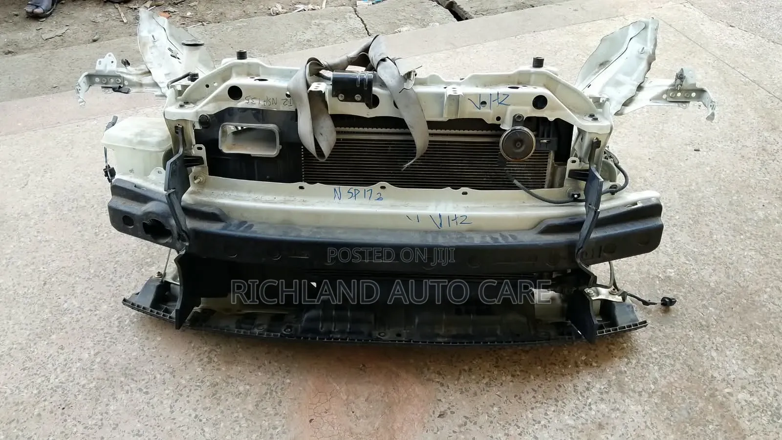 Nosecut Shell Toyota Vitz 2015