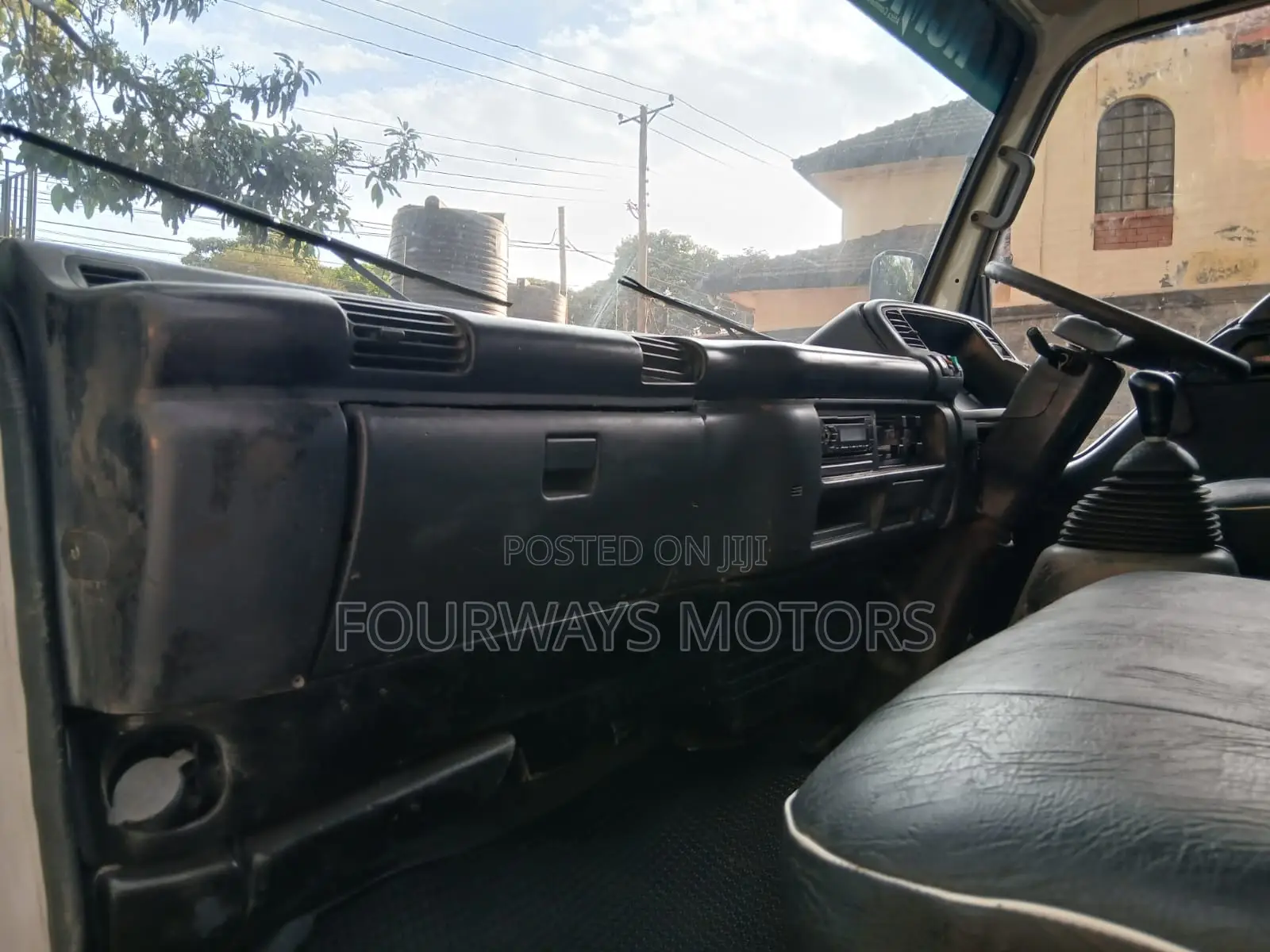 Isuzu NPR 2007