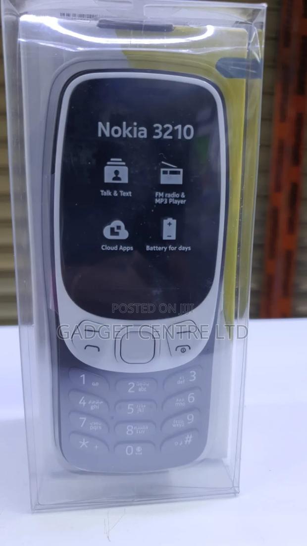 New Nokia 3210 Black - main view