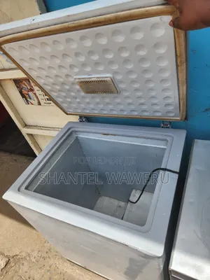 White 130litres Exuk Deep Freezer
