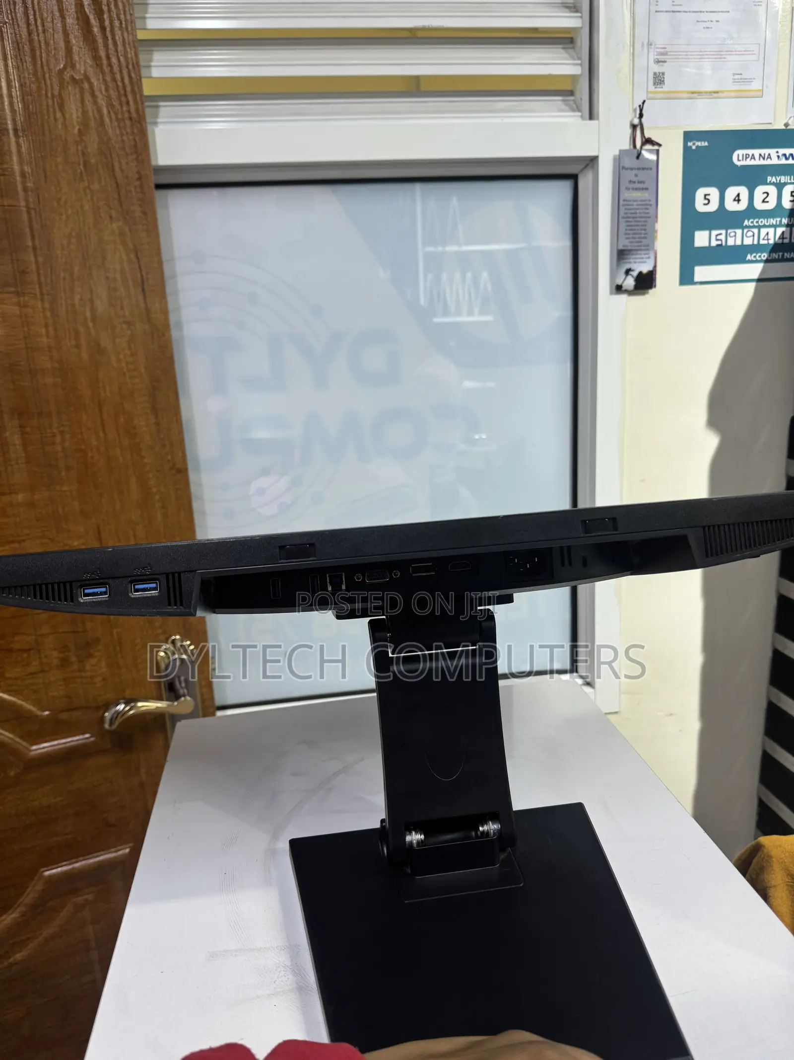 Dell P2422H