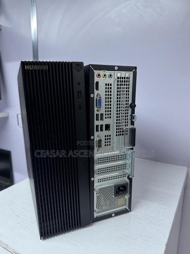 Desktop Computer 8GB Intel Core i5 SSD 256GB - main view