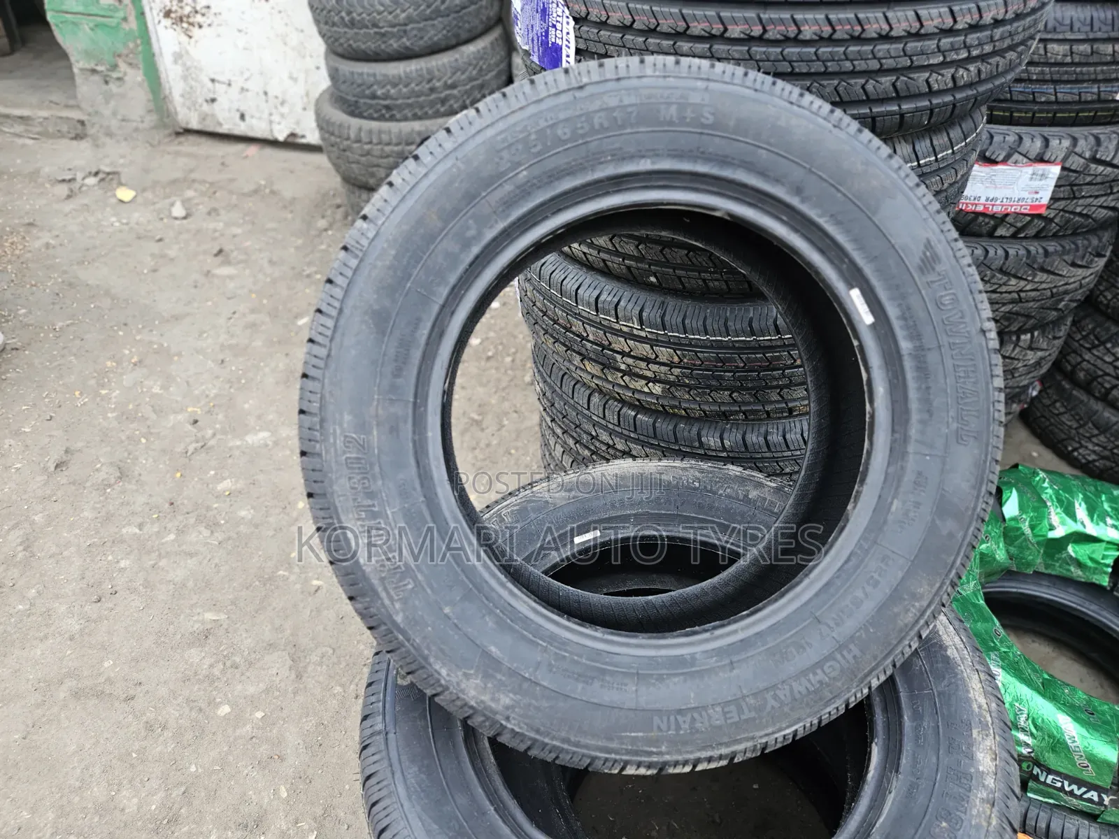 225/65r17 Townhall Tire