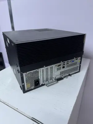 Desktop Computer 8GB Intel Core i5 SSD 256GB