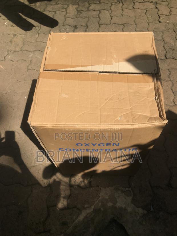 Oxygen Concentrator - thumbnail 5