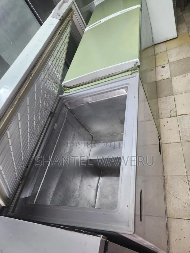 Suitable Deep Freezer White One - thumbnail 2