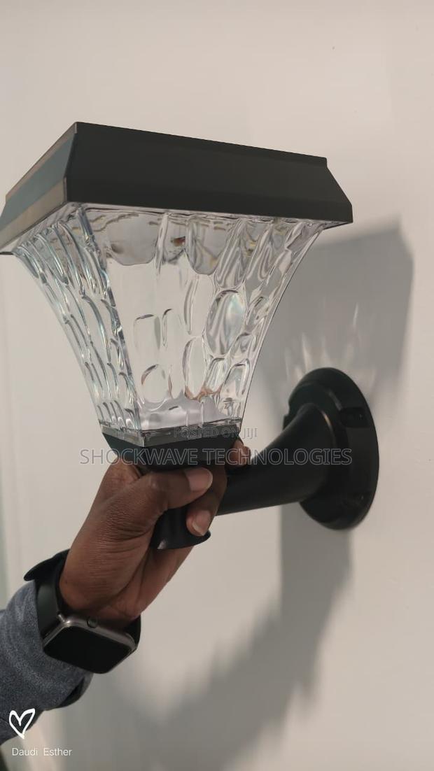 Solar Wall Lights - thumbnail 4