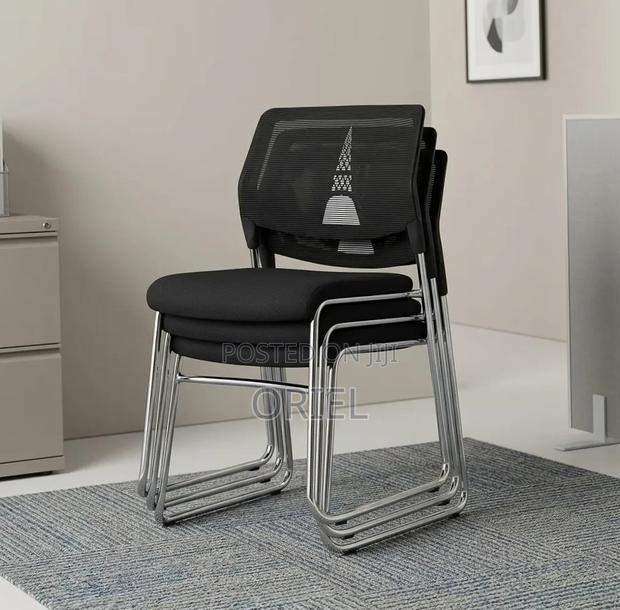 Office Chair : Waiting Stackable Chair - thumbnail 10