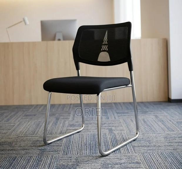 Office Chair : Waiting Stackable Chair - thumbnail 12