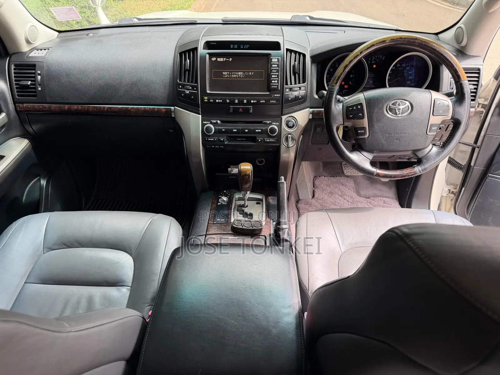 Toyota Land Cruiser 2008 White