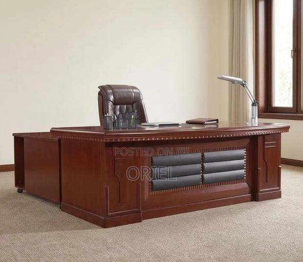 Executive Office Desk : 2M Mahogany Table - thumbnail 7