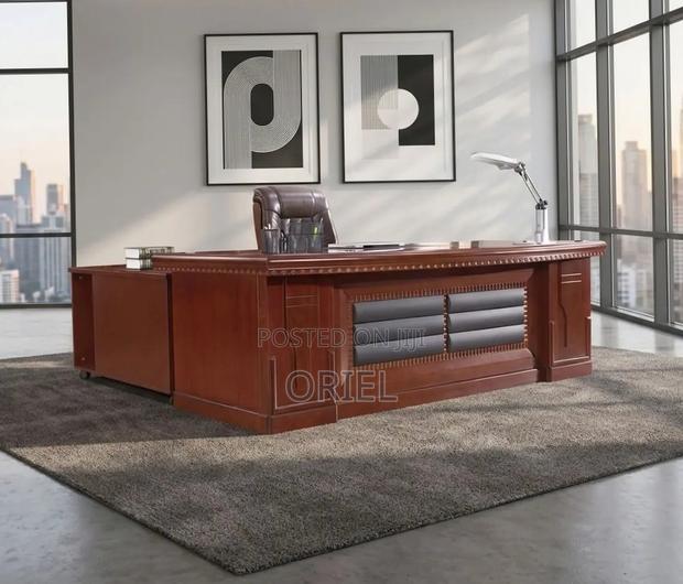 Executive Office Desk : 2M Mahogany Table - thumbnail 9