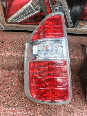 Toyota NOAH 2010