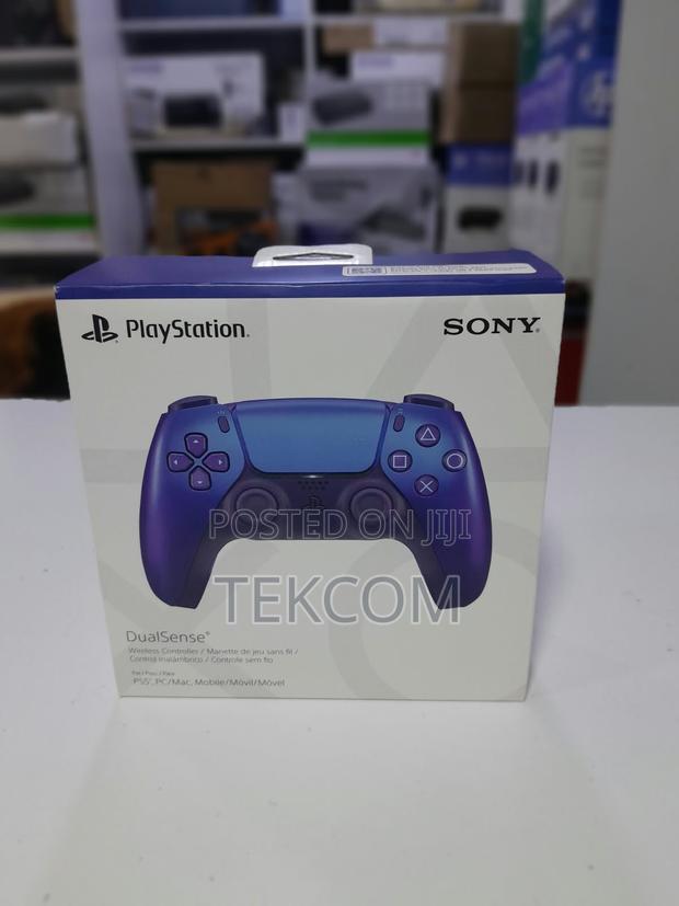 Ps 5 Contollers - main view
