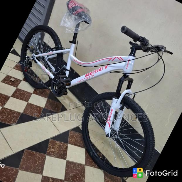 24-Inch Bicycle – Stylish, Strong Comfortable Ride
