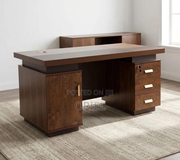 Office Desk : Executive 1400MM Office Table - thumbnail 10