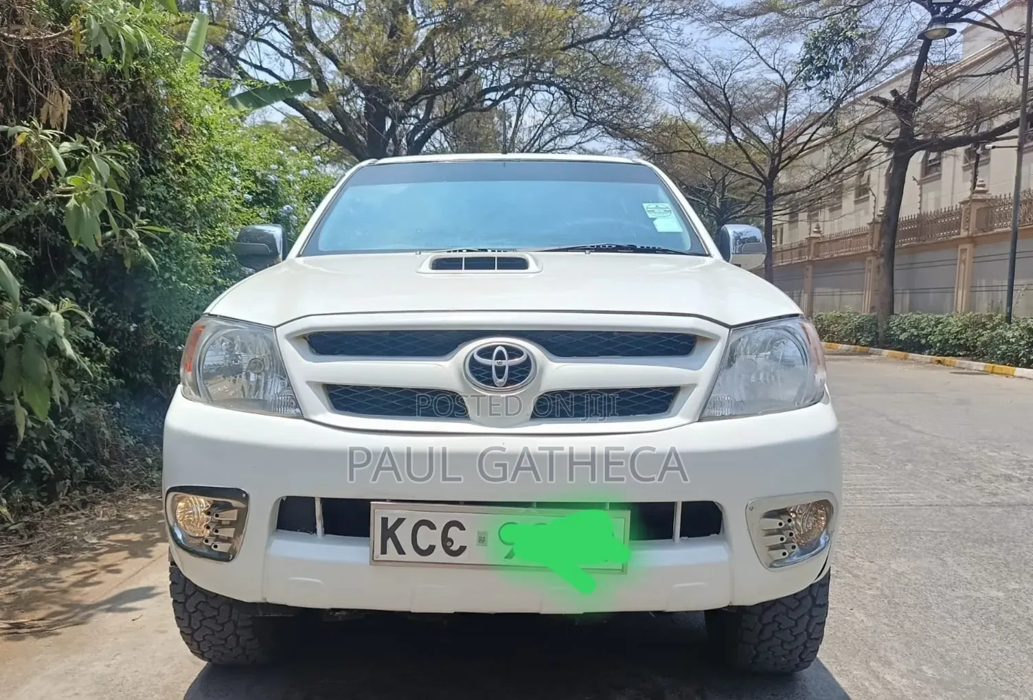Toyota Hilux 2008 White