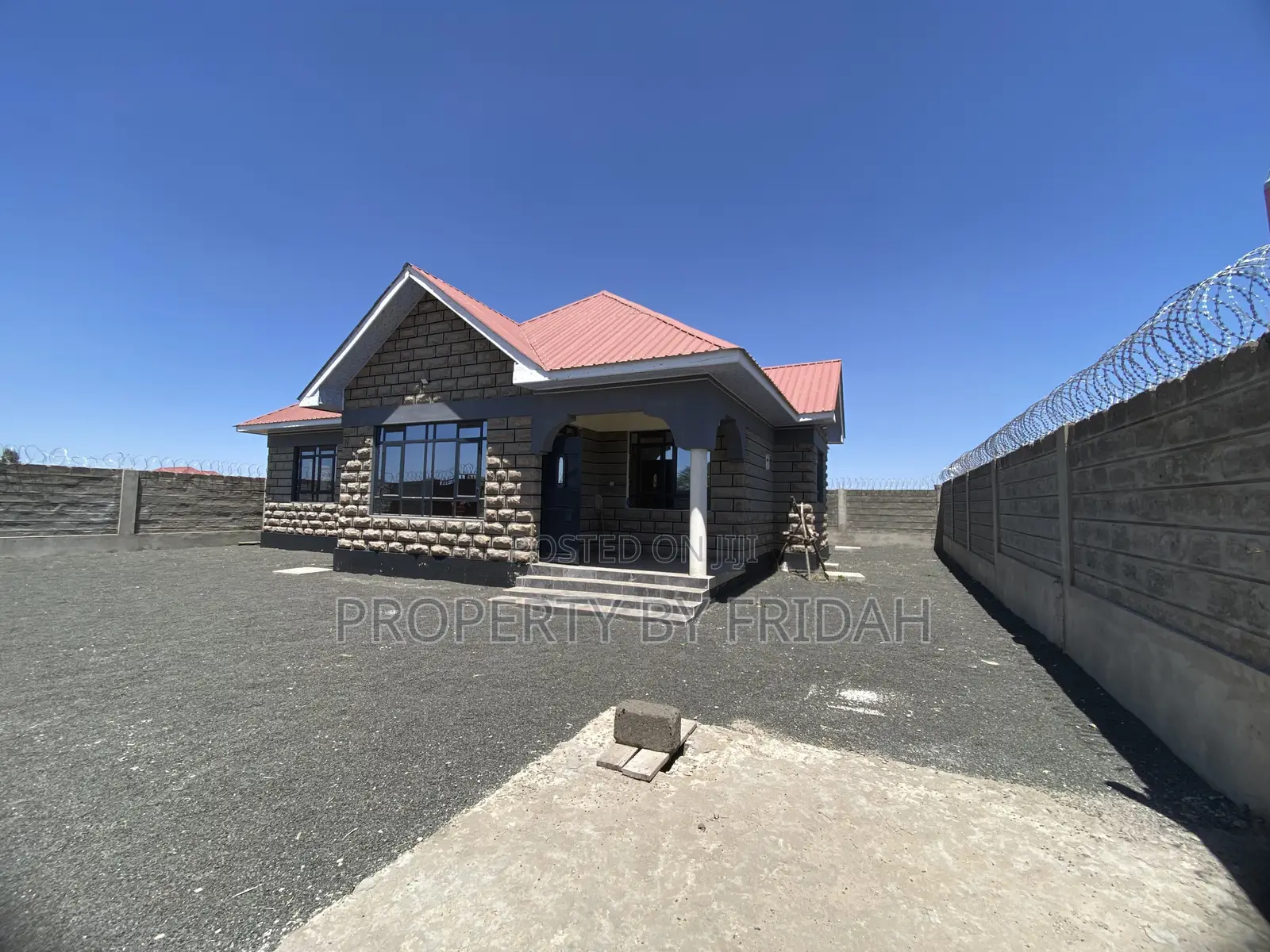 3bdrm Bungalow in Kitengela for sale