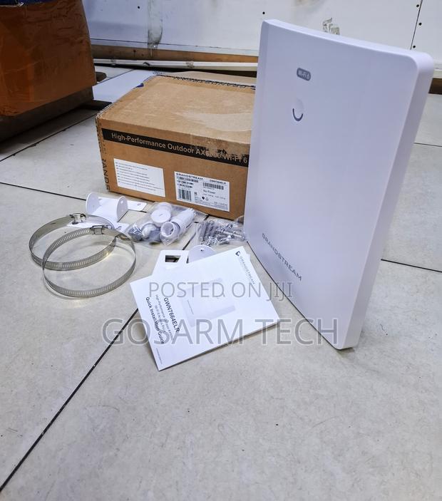 Grandstream GWN7664ELR Outdoor Long-Range Wi-Fi 6 Access Point