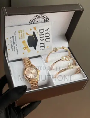 Elegant. Classic. Unforgettable Gift Set.