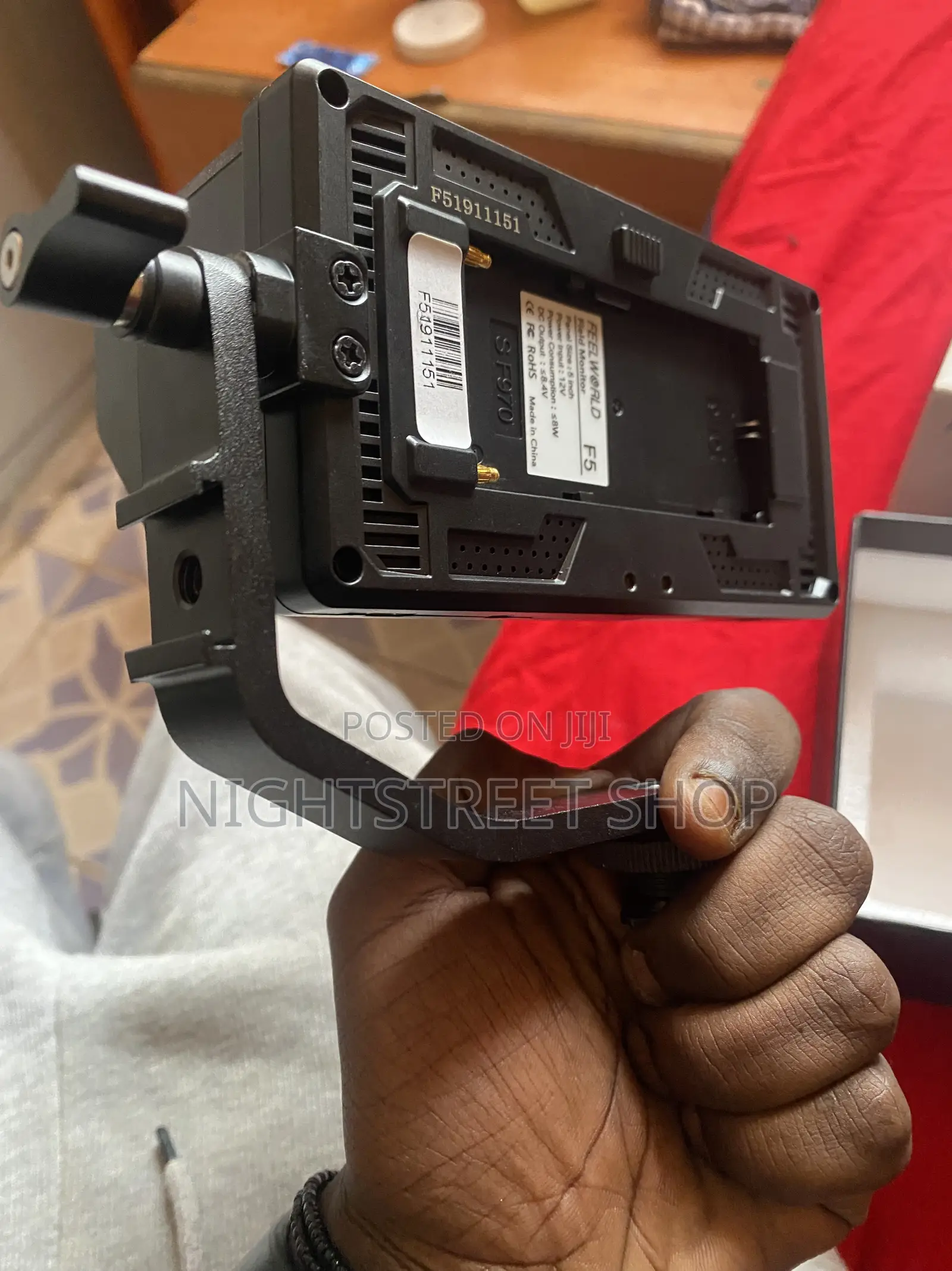 Feelworld F5 (5-Inch on-Camera Field Monitor)