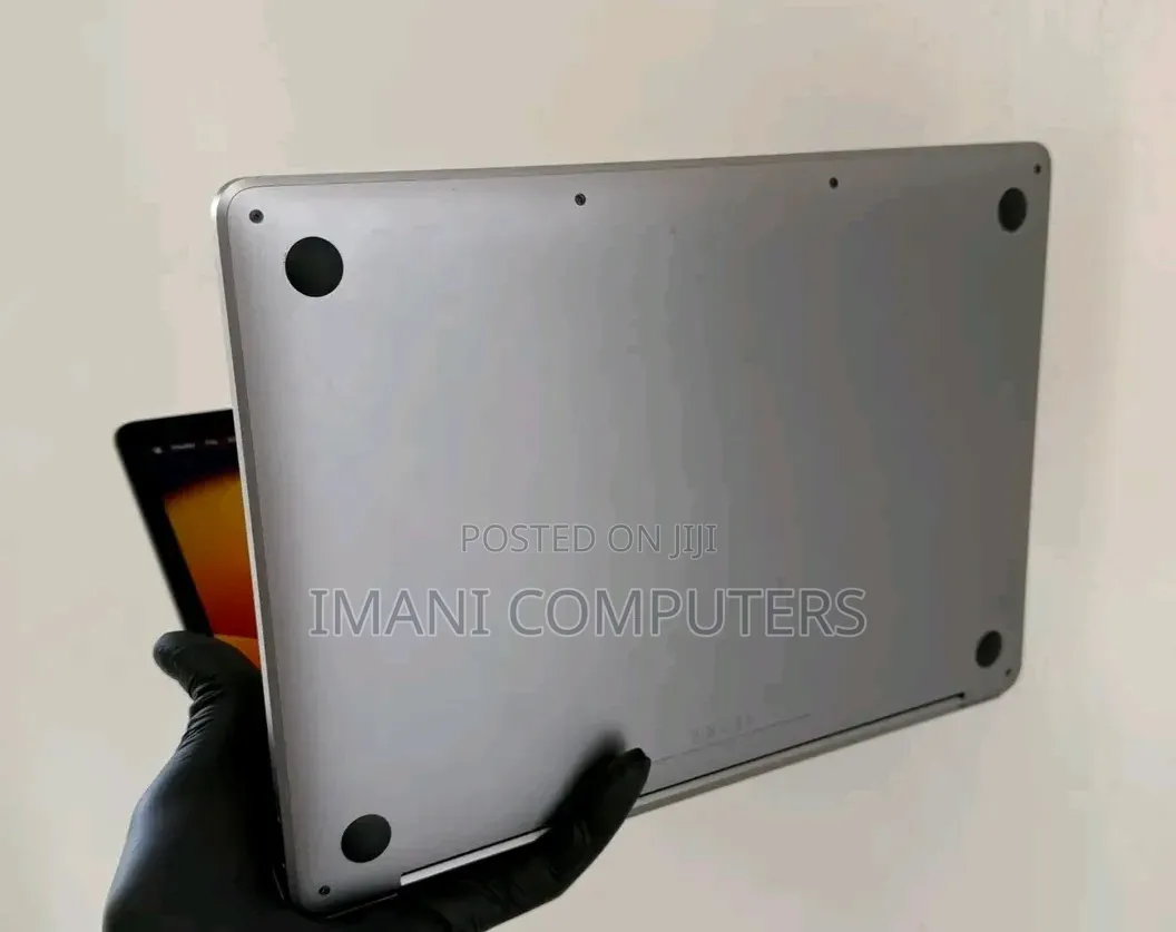 Laptop Apple MacBook Pro 2017 16GB Intel Core i7 SSD 512GB