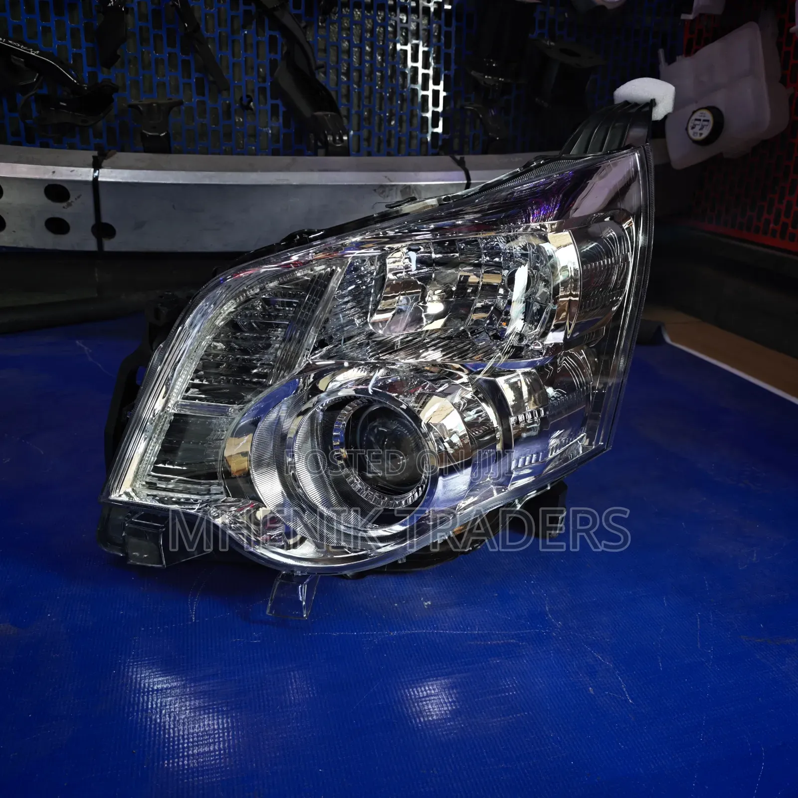 Headlamp Noah 2012