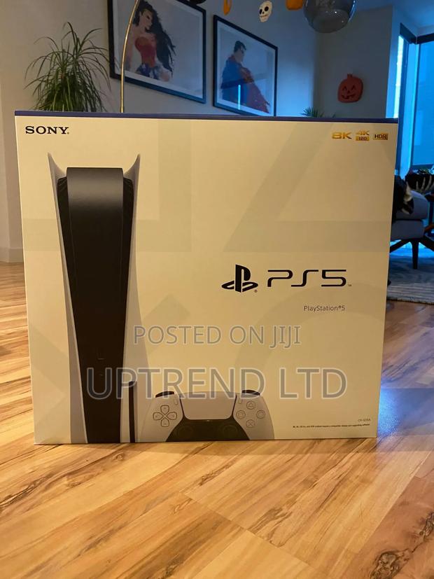 Playstation 5 Standard Disc Edition Refurbished Like New in Box