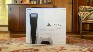 Playstation 5 Standard 825GB Refub , Mint Condition , Delivery