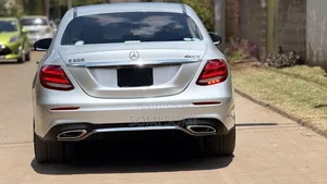 Mercedes-Benz E200 2019 Silver