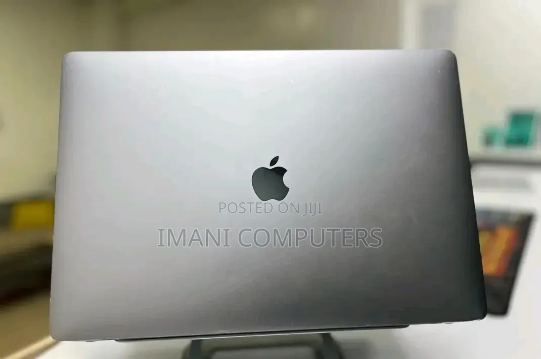 Laptop Apple MacBook Pro 2019 16GB Intel Core i7 SSD 1T