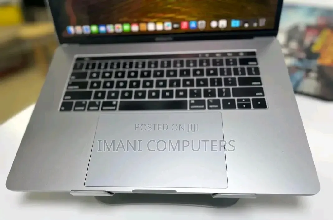 Laptop Apple MacBook Pro 2019 16GB Intel Core i7 SSD 1T