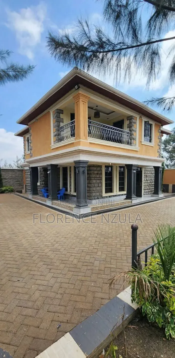 5bdrm Maisonette in Tuala, Maasai Lodge for sale