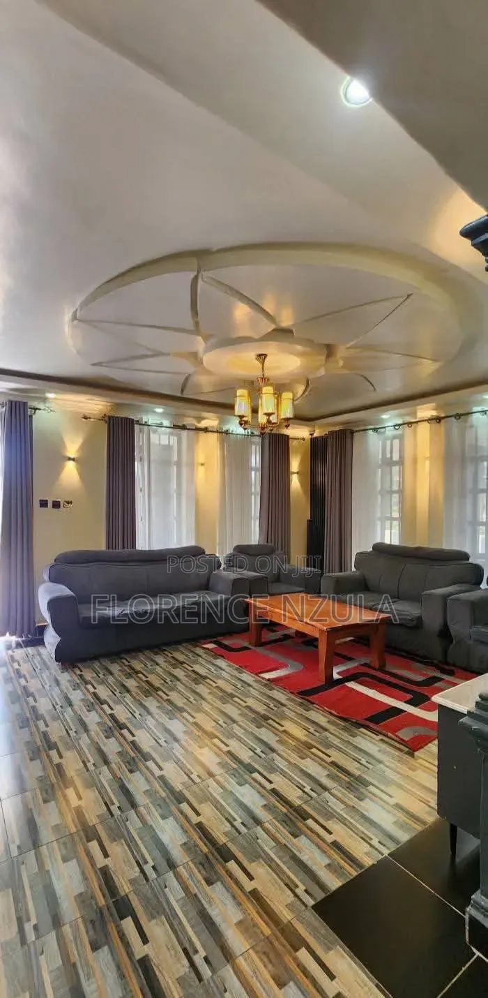 5bdrm Maisonette in Tuala, Maasai Lodge for sale