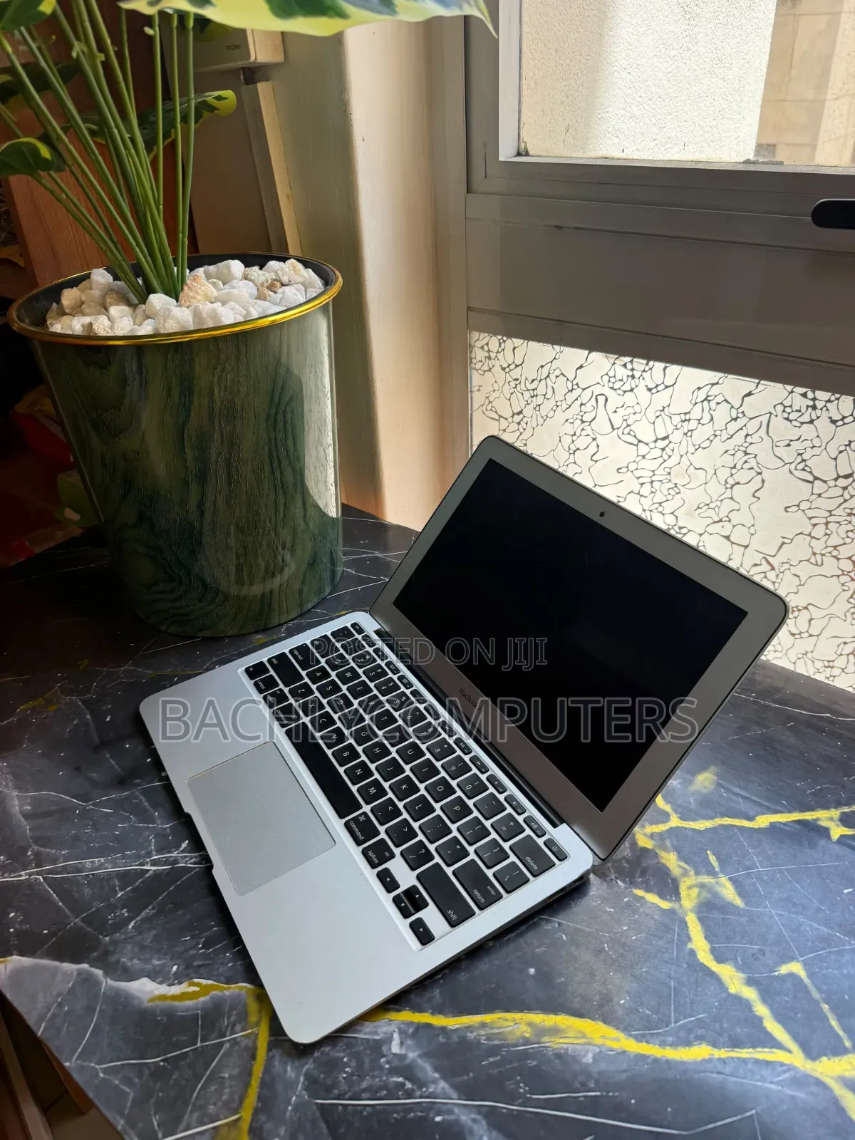 Laptop Apple MacBook Air 4GB Intel Core i5 SSD 128GB