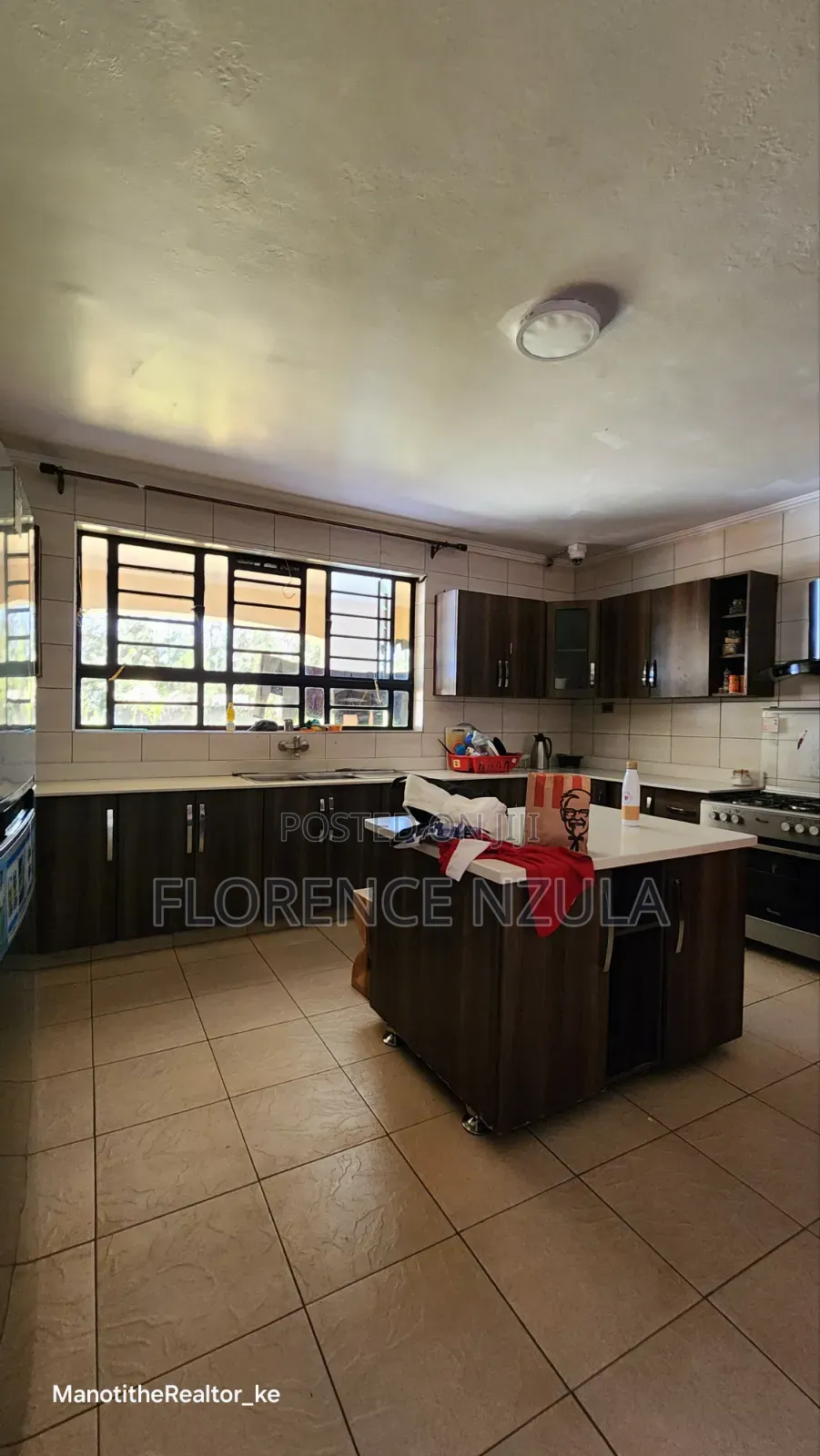 6bdrm Mansion in Nkoroi for sale